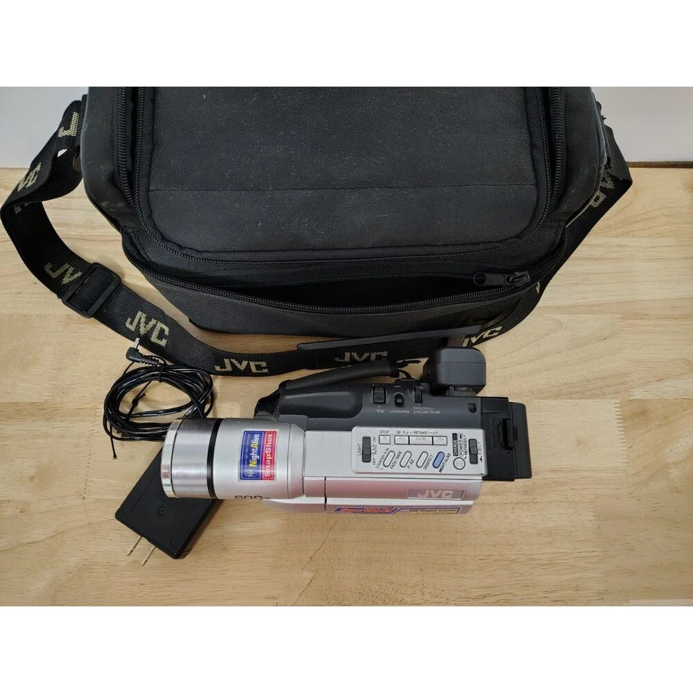 JVC Super VHS Camcorder Model GR-SXM540U 600x Digital Zoom s VHs C Non Working